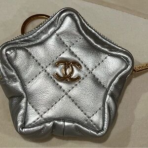 Metallic Silver Star Coin Pouch